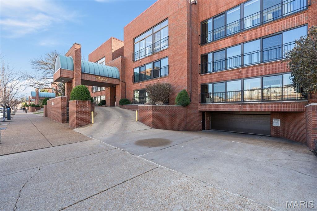 4570 Laclede Avenue, 205, St Louis City, MO, 63108