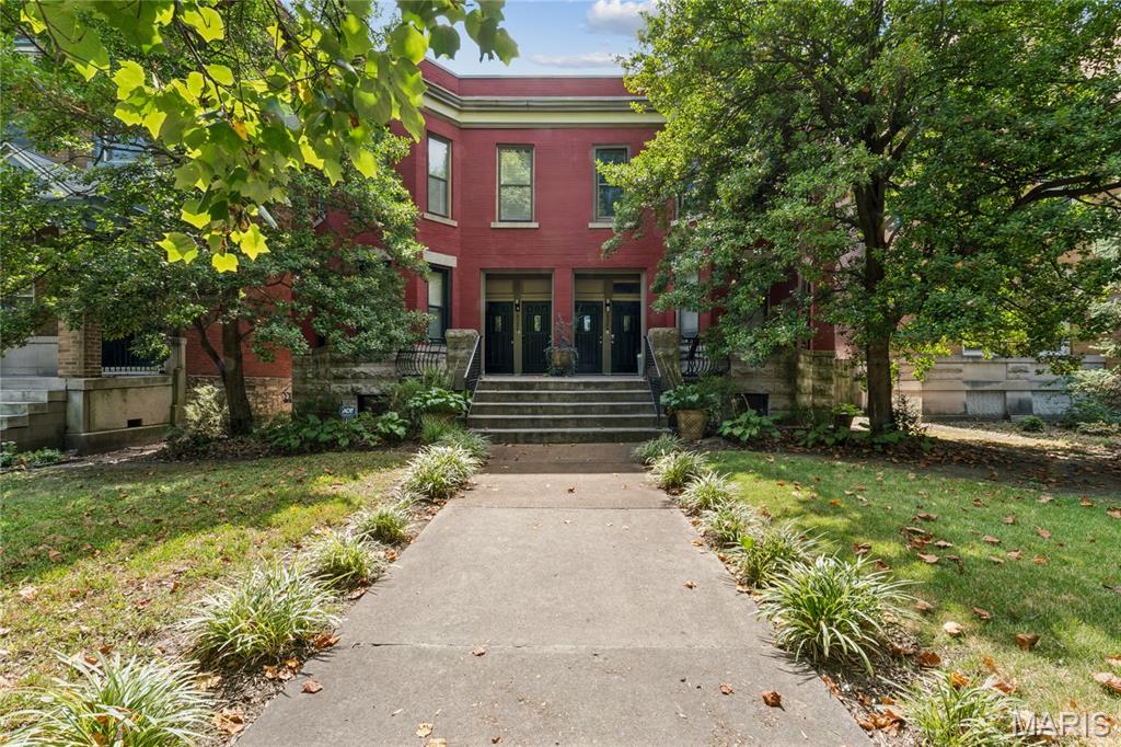 4324 Pine