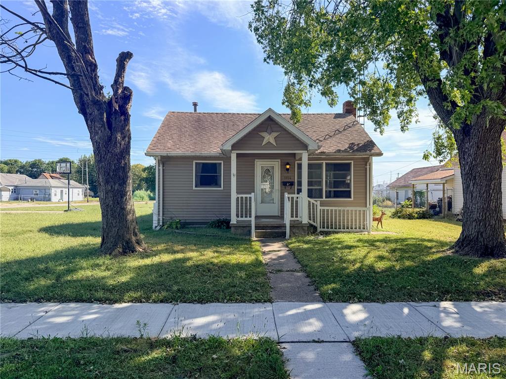 1814 Miller Avenue, Hillsboro, IL, 62049