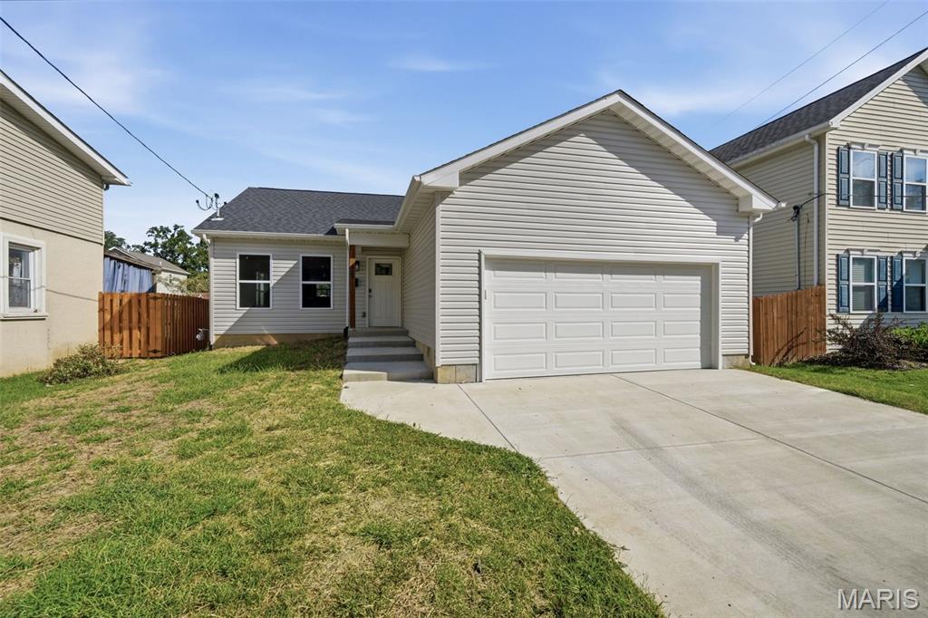 125 E Arlee Avenue, Unincorporated, MO, 63125