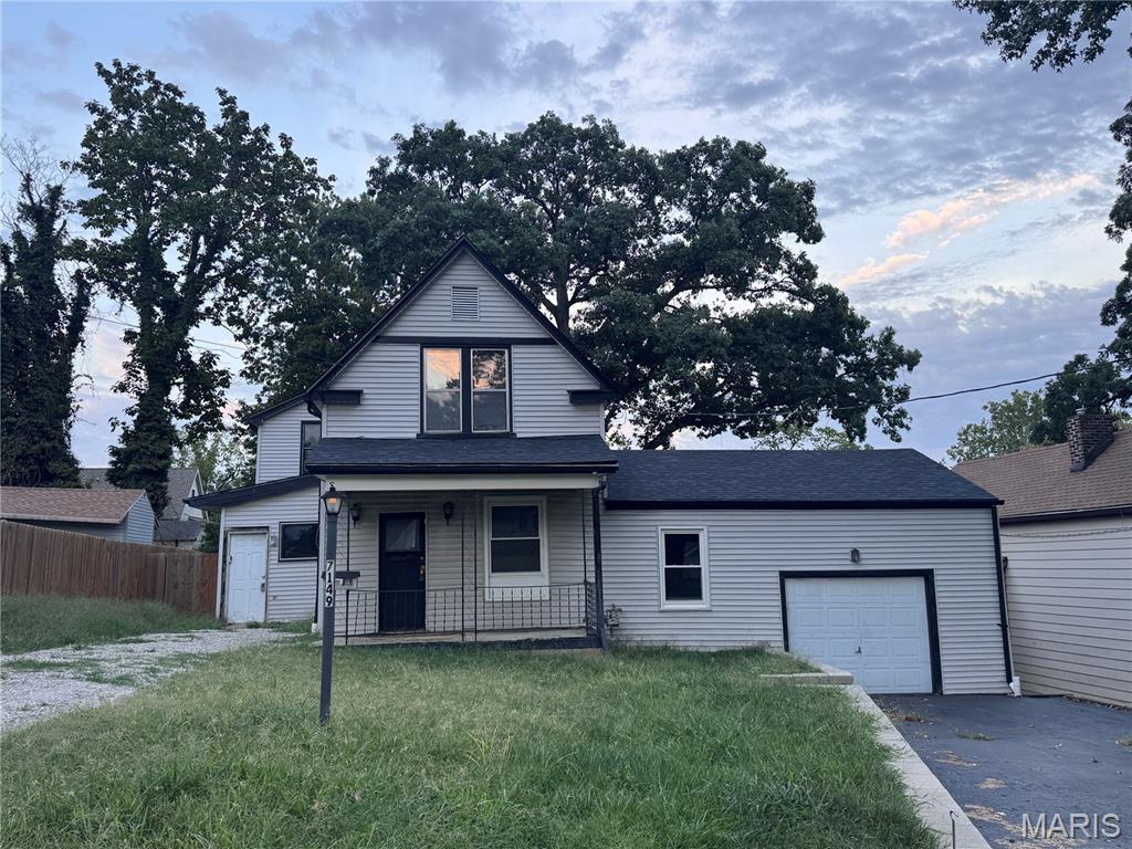 7149 Brompton Square, Maplewood, MO, 63143