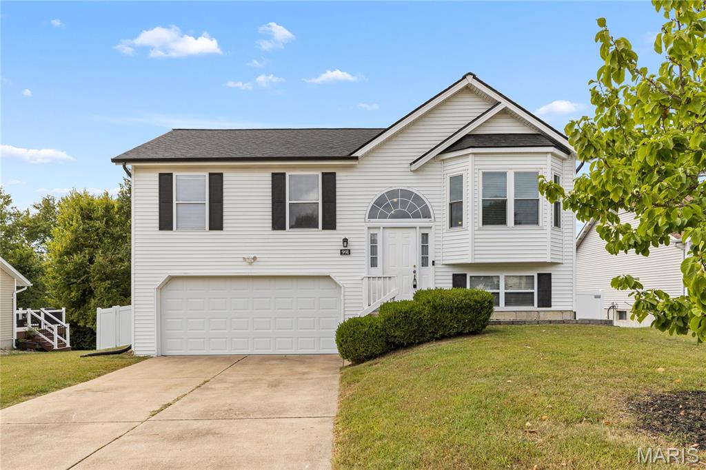 991 Sunset Farms Court, Unincorporated, MO, 63304 - 4 bed, 3 bath home for sale in St Charles, MO