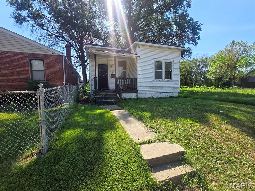 4786 Wren Avenue, St Louis City, MO, 63120