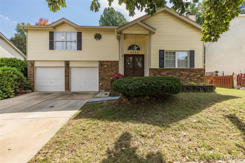 3750 Lemay Woods