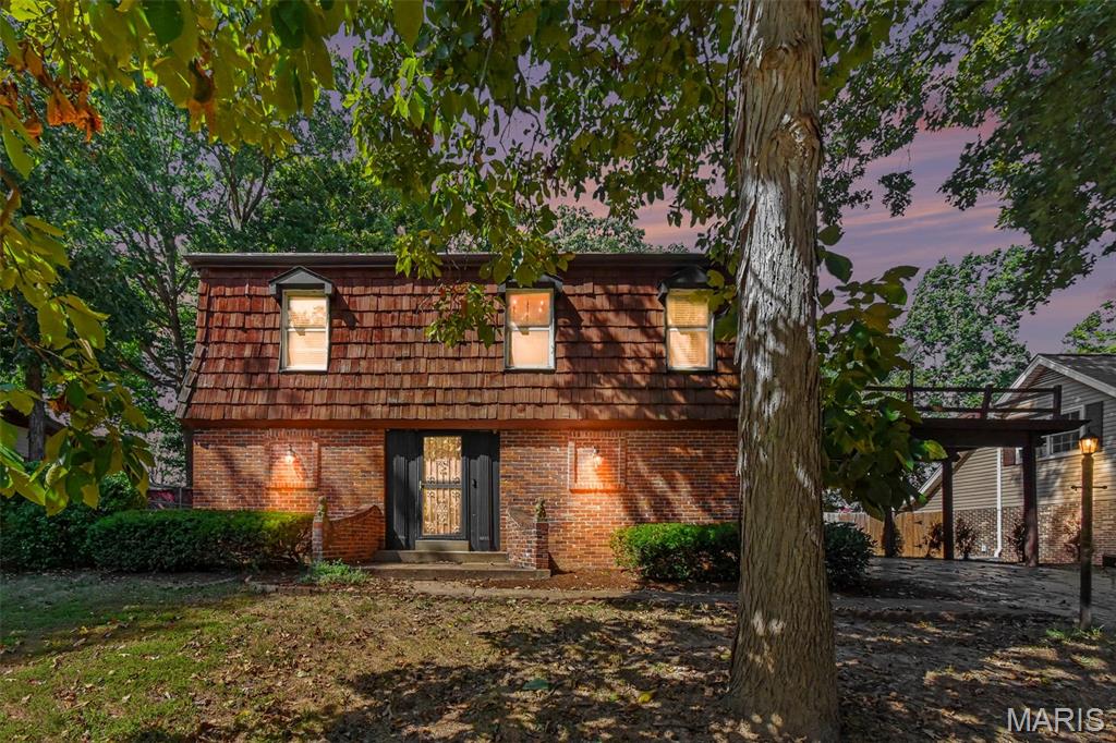 5253 Ozarkglen