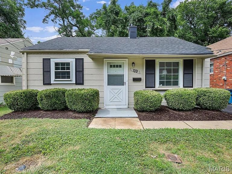 129 Wiegel Drive, Ferguson, MO, 63135