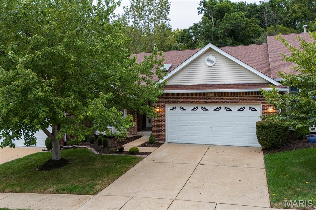 5523 Heatherbluff
