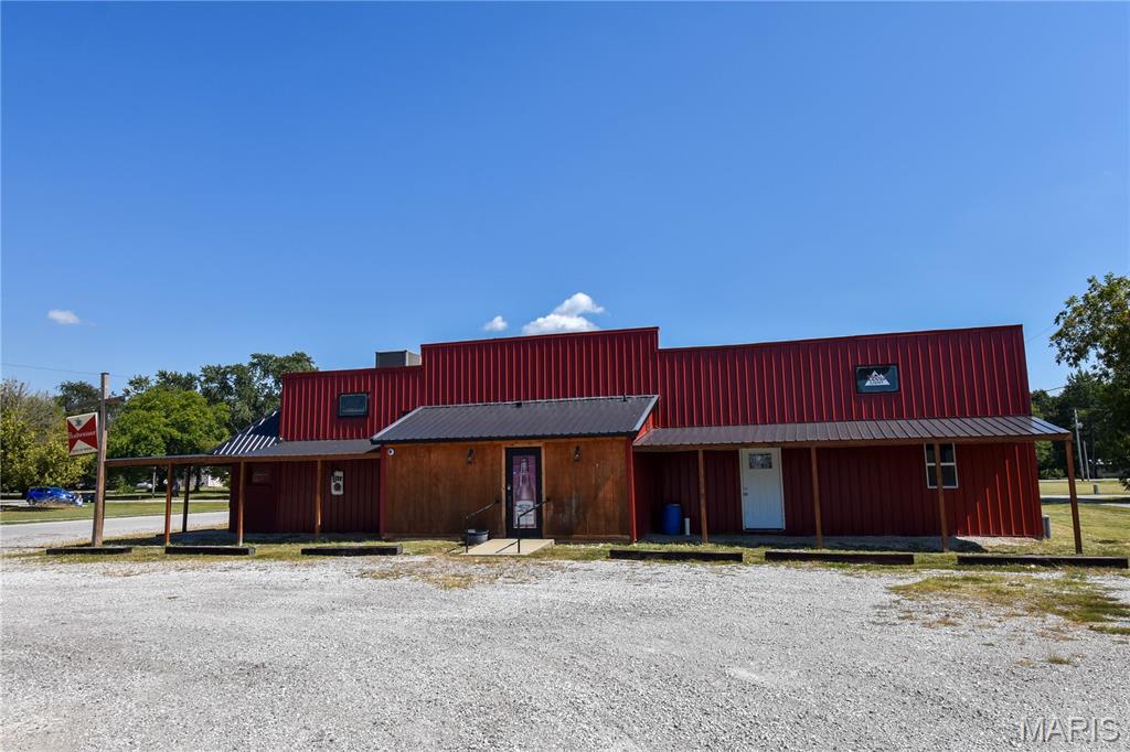 402 W Deck, New Douglas, IL, 62074 - 0 bed, 0 bath home for sale in New Douglas, MO