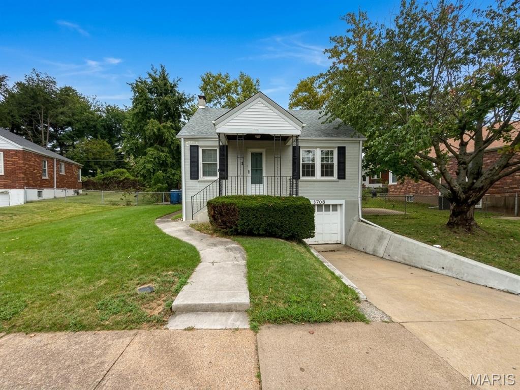 3708 Killarney Court, St John, MO, 63114