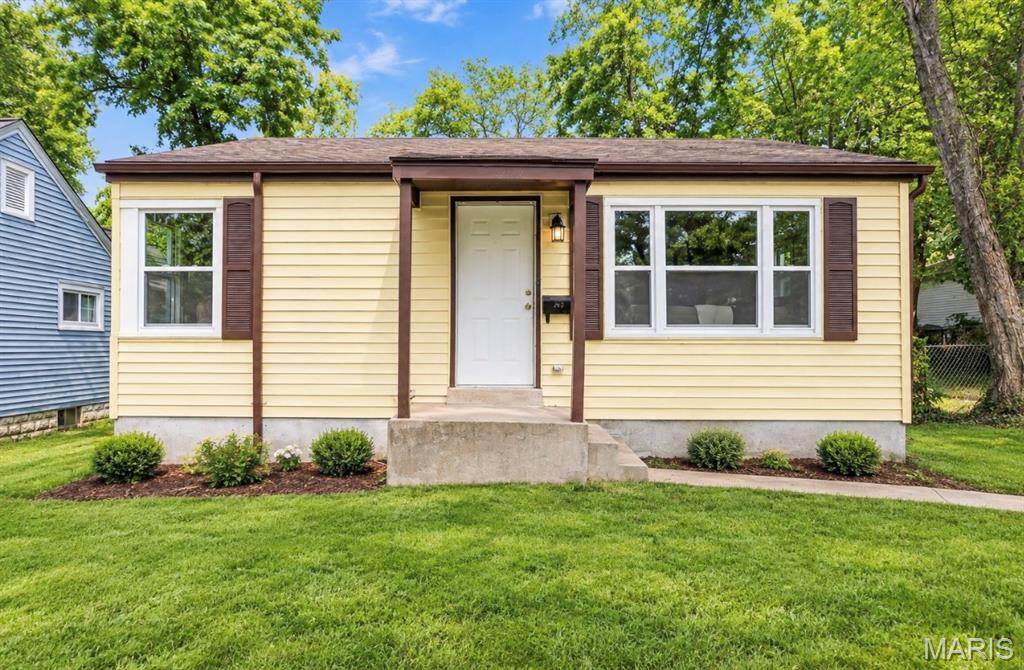 609 Clover Lane, Webster Groves, MO, 63126 - 2 bed, 1 bath home for sale in St Louis, MO