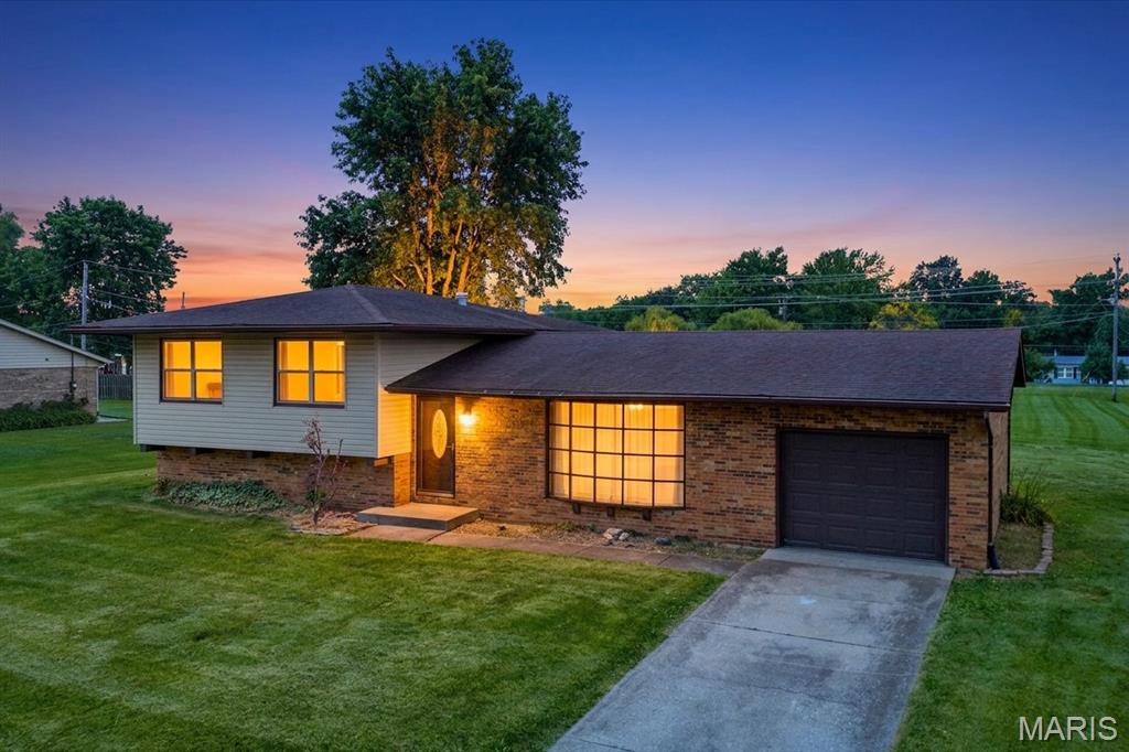 7 Draco Drive, Freeburg, IL, 62243