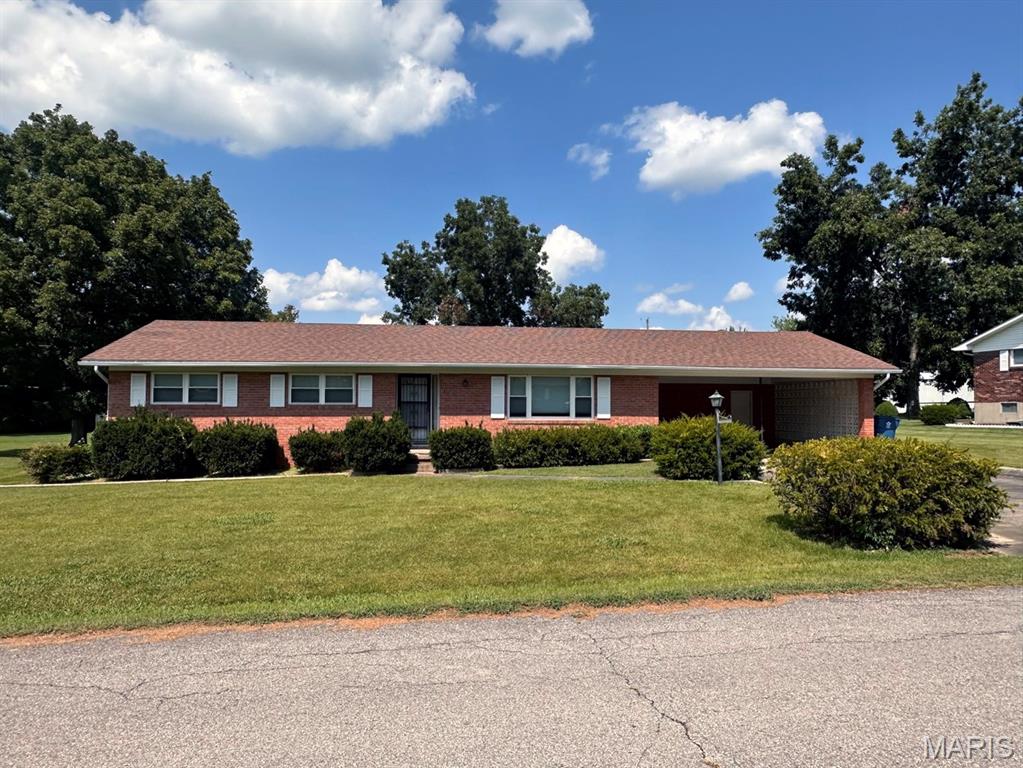 300 Christian Drive, Bloomfield, MO, 63825