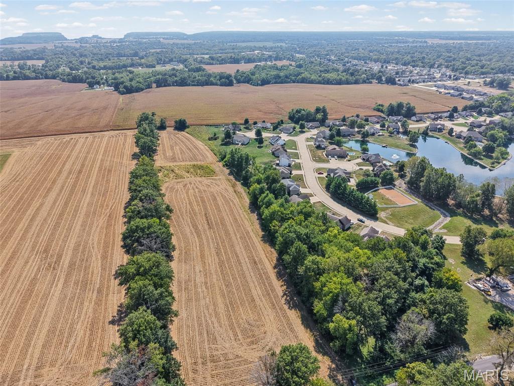 8938 Schmalz Road, St Jacob, IL, 62281