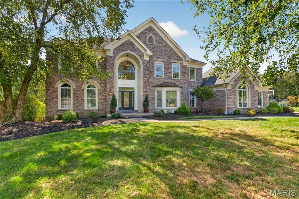 17915 White Robin Court, Chesterfield, MO, 63005
