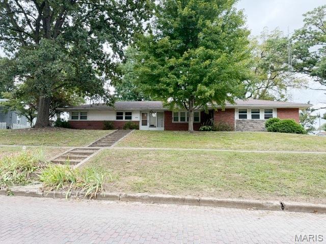 134 N Broad Street, Hillsboro, IL, 62049