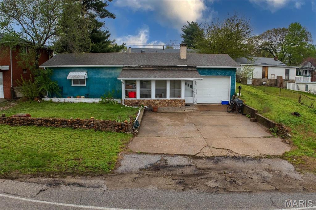 516 N Old Edwardsville Road, Roxana, IL, 62084 - 0 bed, 0 bath home for sale in Roxana, MO